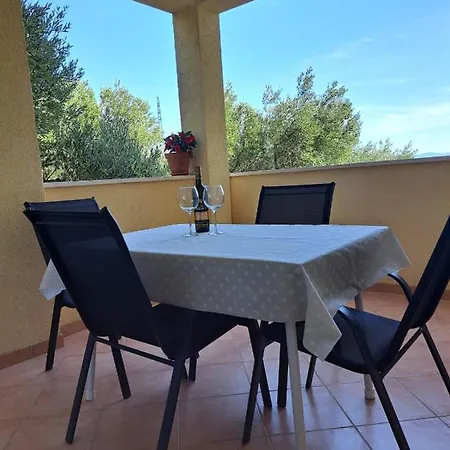 Apartment Jele Makarska